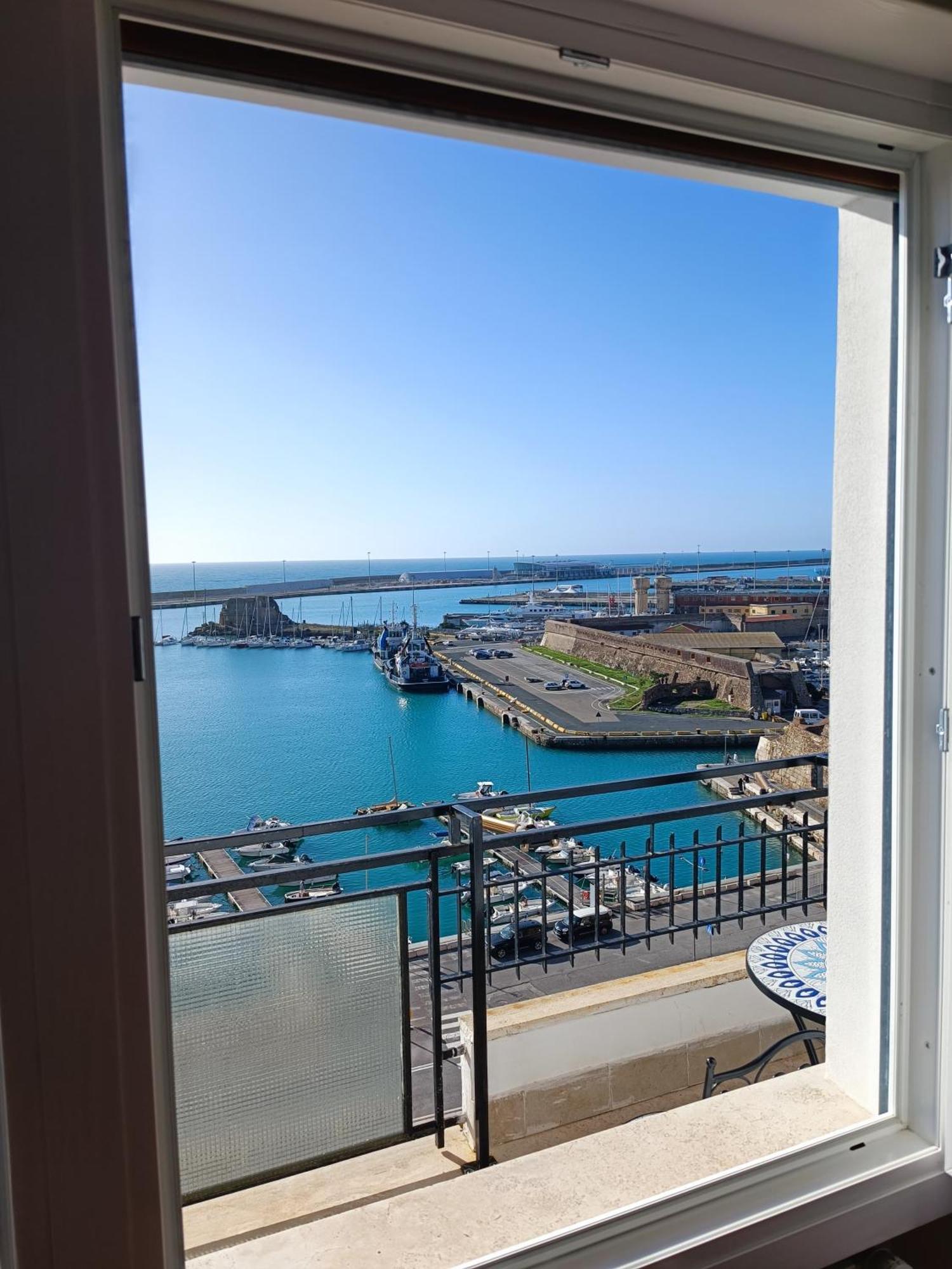 L'Onda Affittacamere Civitavecchia Extérieur photo